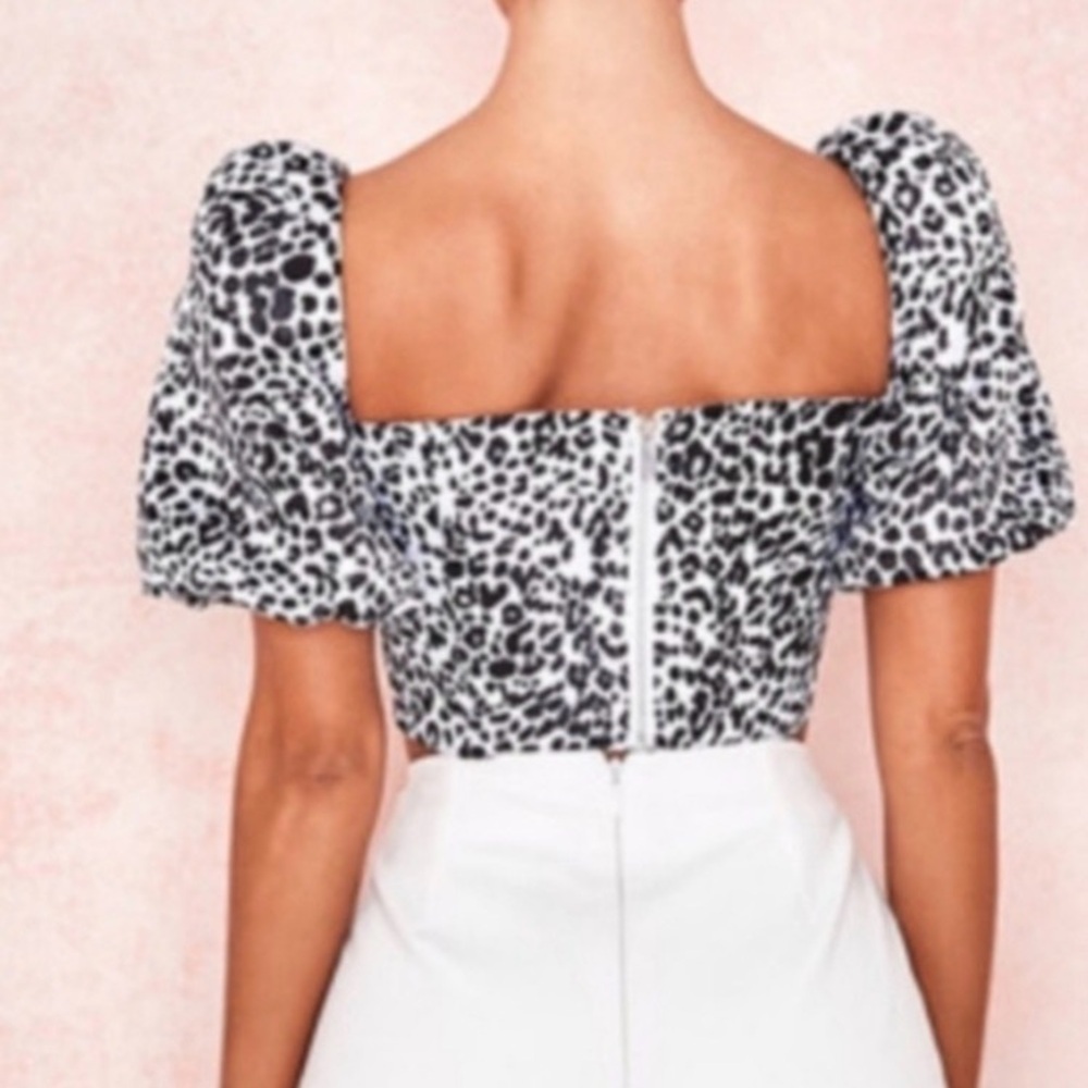 House of CB Lou Dalmation Print Puff Sleeve Crop Top Black & White Size XS/2-4 - Picture 3 of 8